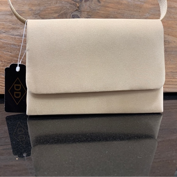 NWT Taupe Colored Shoulder Bag - Picture 2 of 15